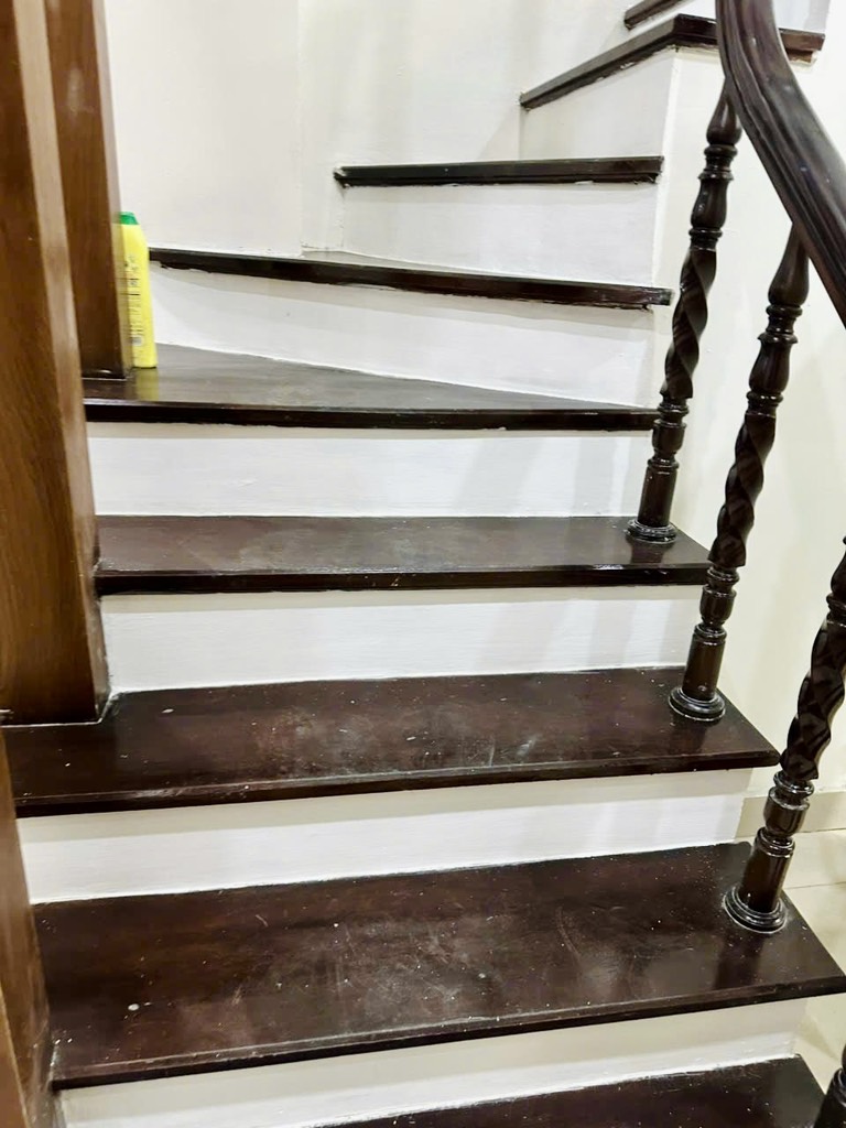 HỒ TÙNG MẬU- NHÀ LÔ GÓC, 3 THOÁNG - GẦN PHỐ - NGÕ 3 GÁC - Ô CHỜ THANG MÁY- FULL NỘI THẤT.